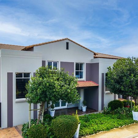Flensborg Studios & Penthouse - Langebaan Golf Estate エクステリア 写真