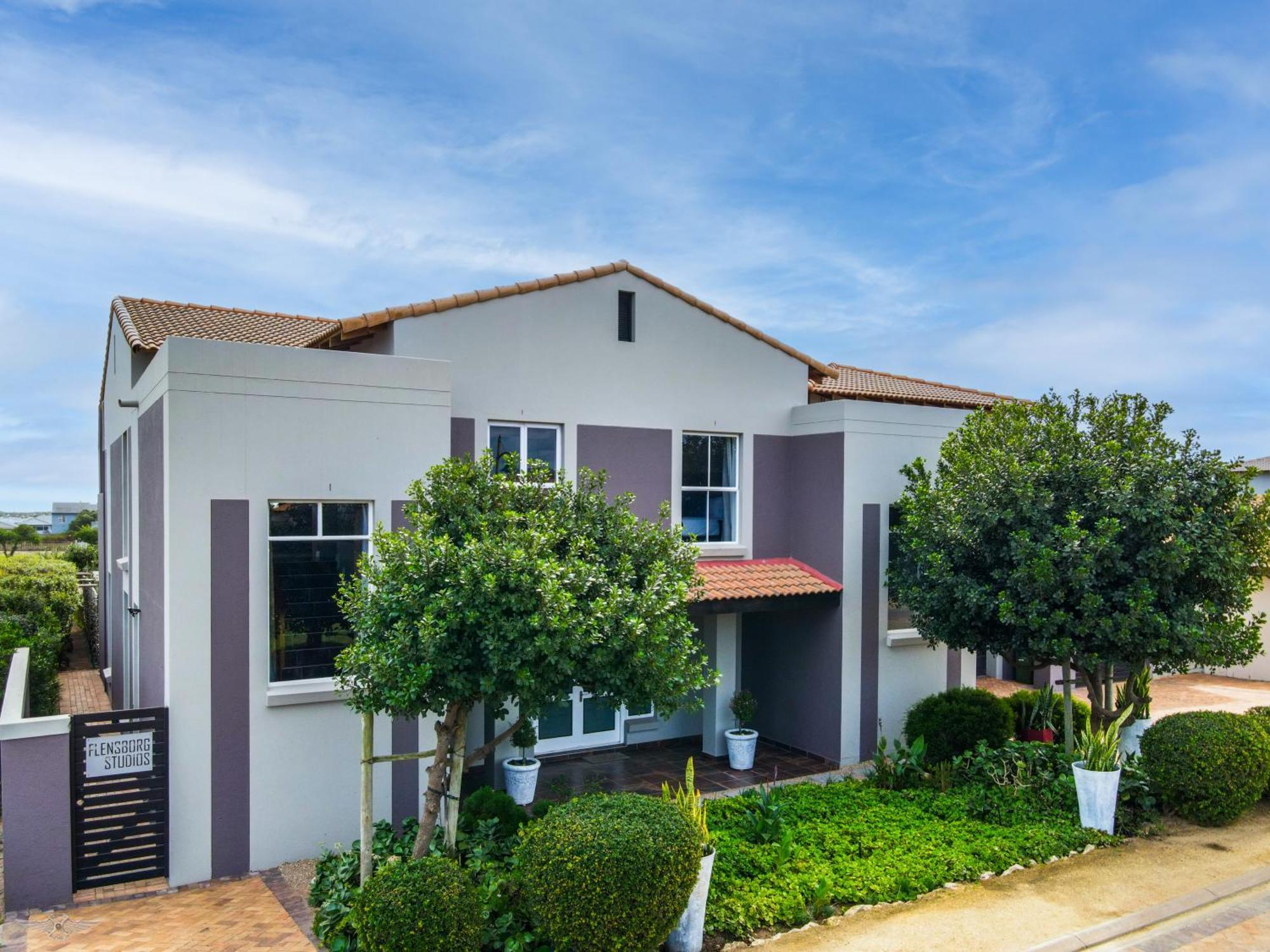 Flensborg Studios & Penthouse - Langebaan Golf Estate エクステリア 写真