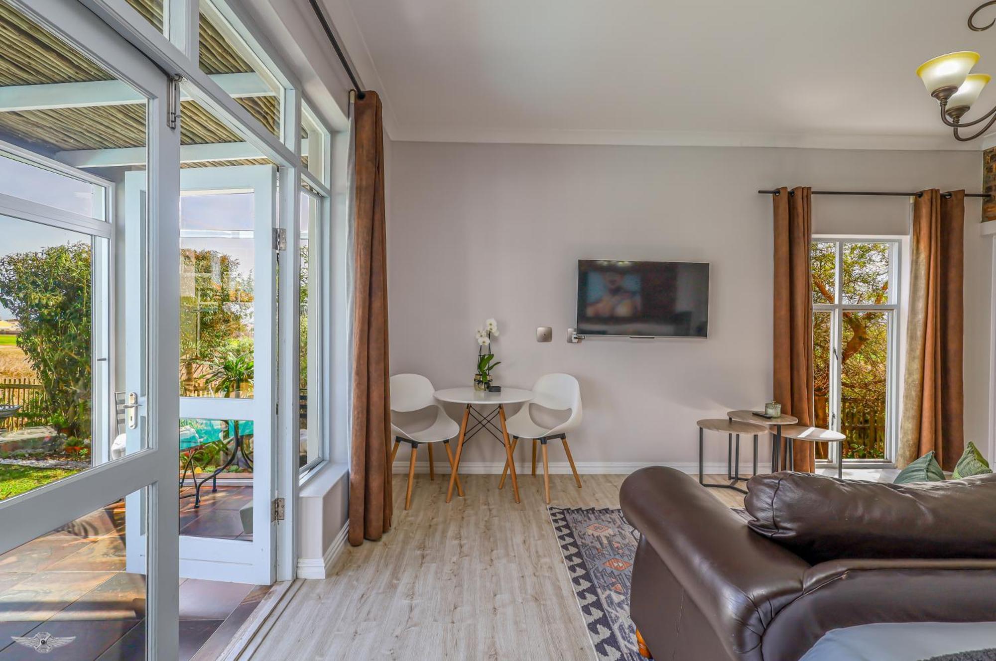 Flensborg Studios & Penthouse - Langebaan Golf Estate エクステリア 写真